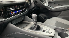 Nissan Qashqai 1.3 DiG-T MH N-Connecta [Glass Roof] 5dr Petrol Hatchback